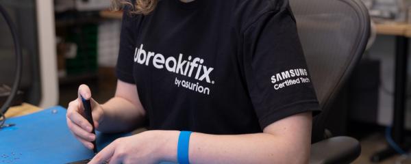 Collaboration between Samsung and uBreakiFix for 50 flagship Galaxy repair facilities